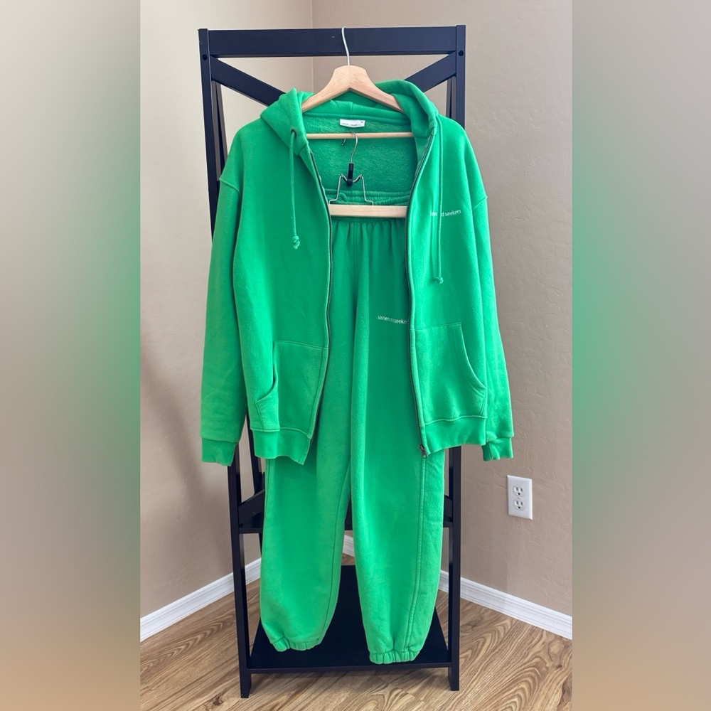 Joggers and zip up hoodie set